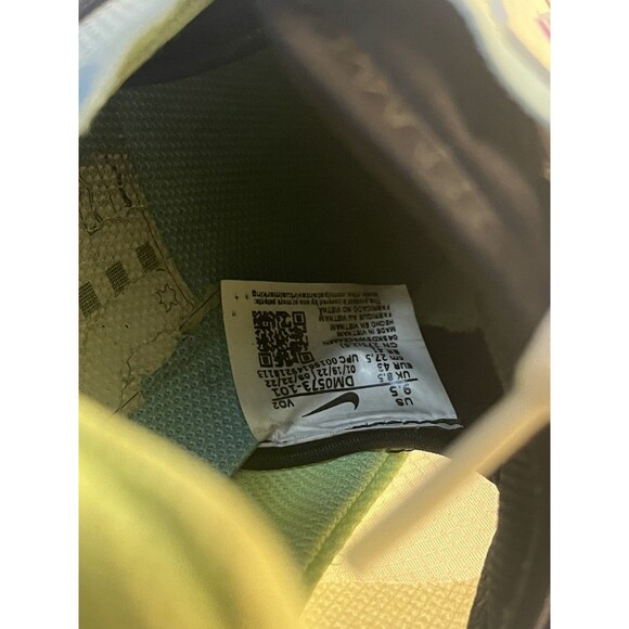 Nike Air Force 1 React Sail Barely Volt Size 9.5 - Picture 5 of 6